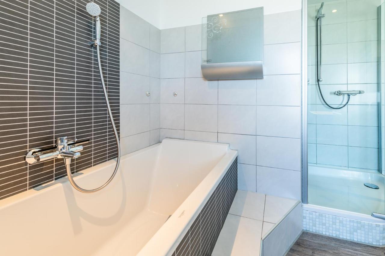 Ferienwohnung Fischach Bagian luar foto